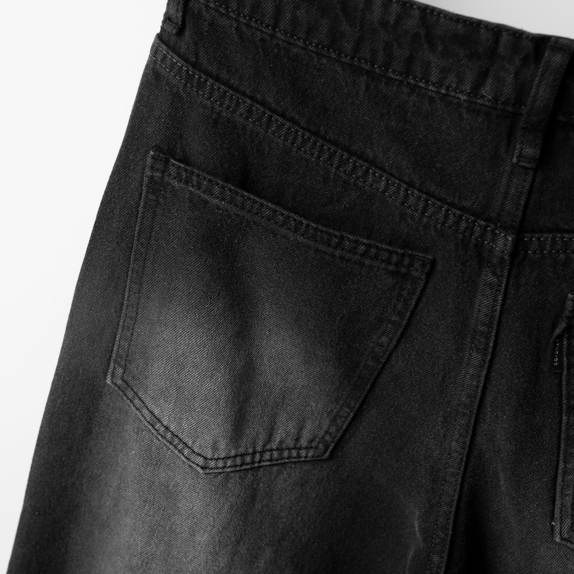 UNISEX - Noah - Flared Jeans (Black)