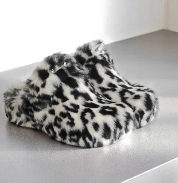 FAUX FUR CLOG - PANTHER