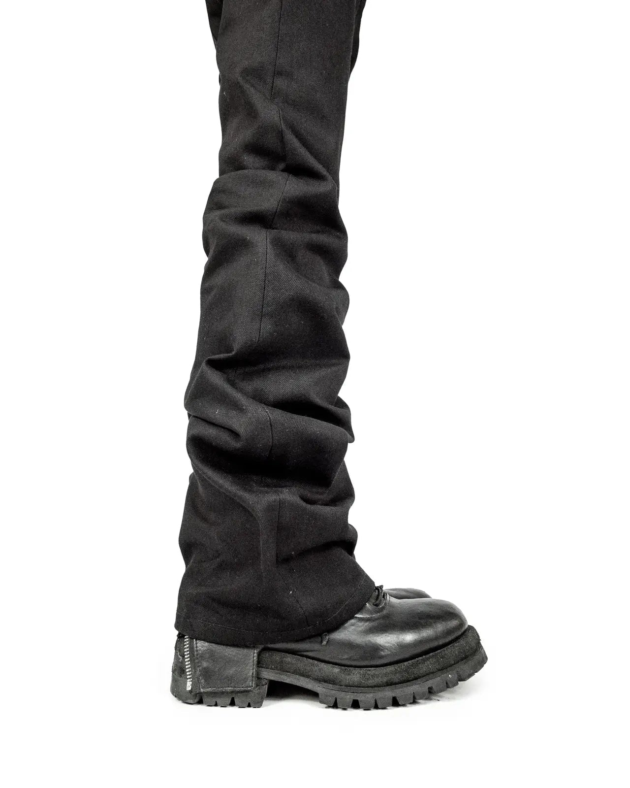 BOOTCUT BLACK DENIM JEANS