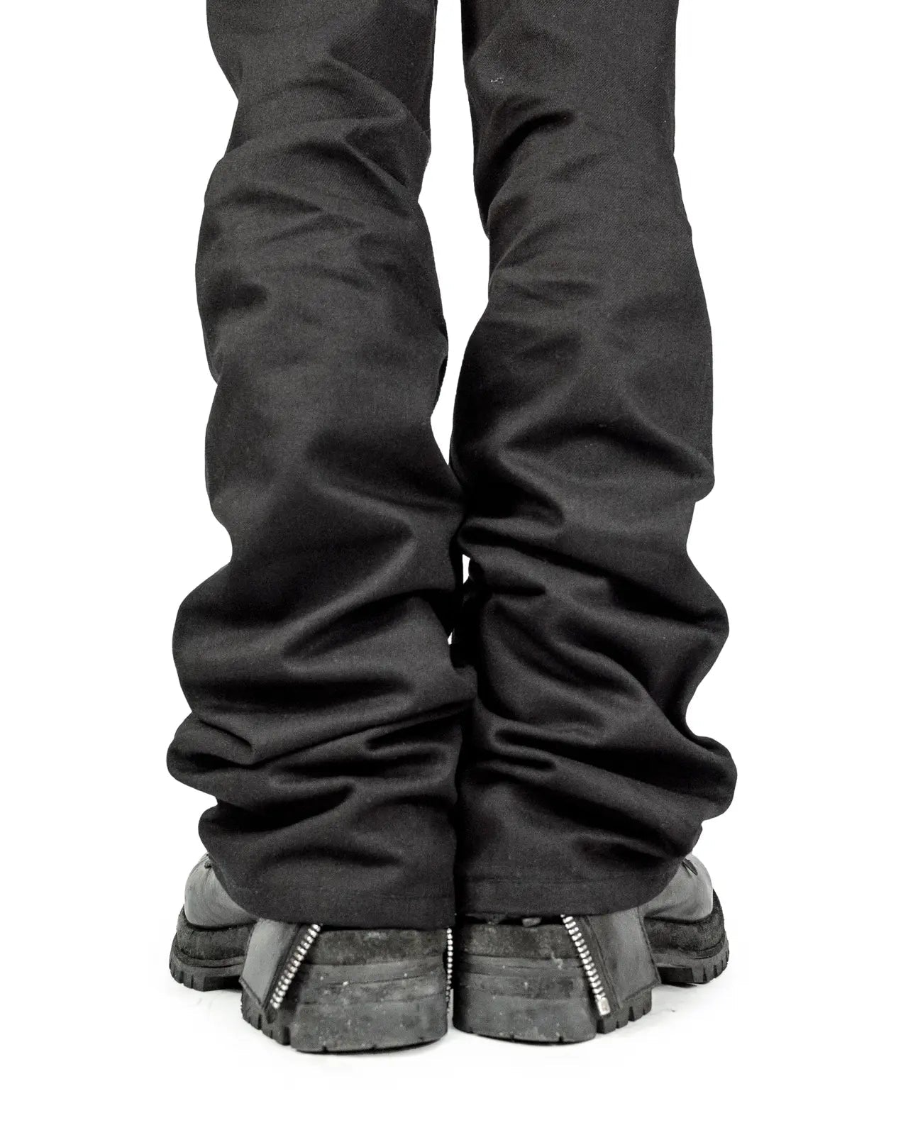 BOOTCUT BLACK DENIM JEANS